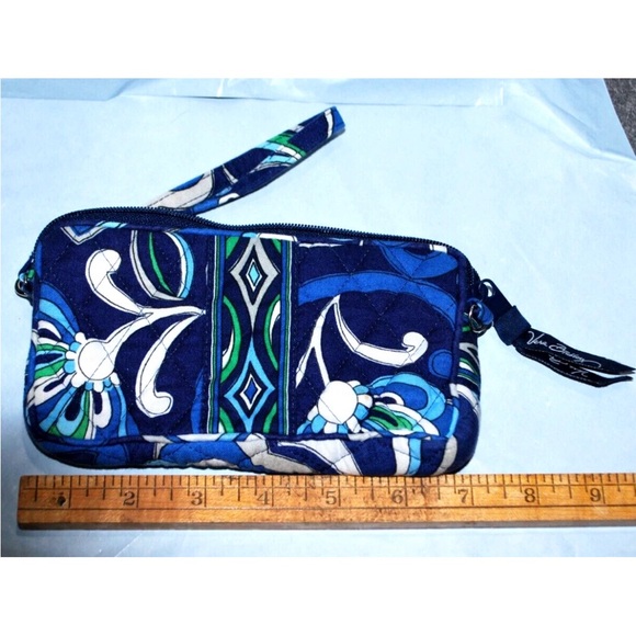 Vera Bradley Quilted Zip Wristlet Coin Wallet Blue Gray Floral Paisley 7" x 4" - Picture 5 of 6